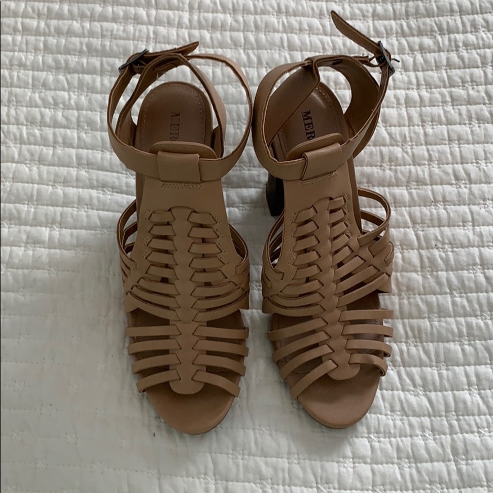 Nude strappy sandals, 4 inch